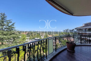 Cassia - via Volusia: splendido appartamento