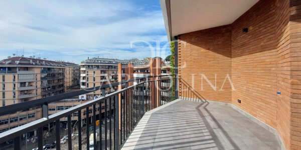 IPPOLITO NIEVO APTS 063